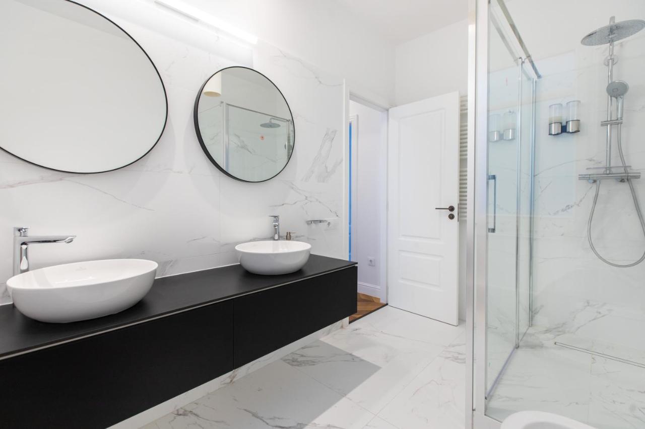 Majestic 4br/4bath In Sagrada Familia Area Appartamento